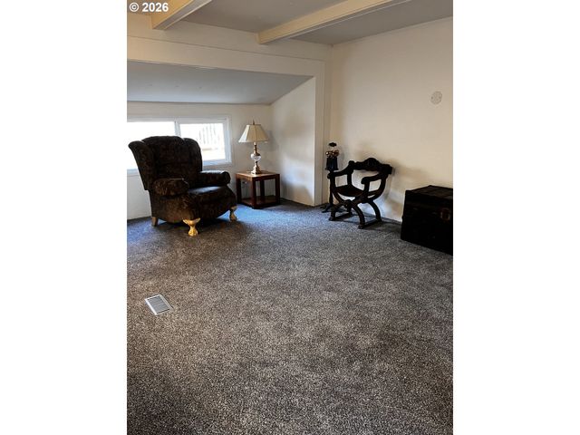 1400 CANDLELIGHT Dr 162, Eugene, OR 97402