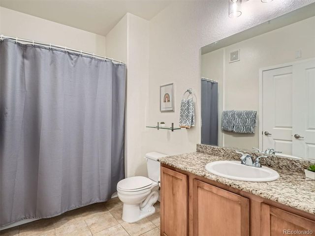 4100 Albion Street 611, Denver, CO 80216