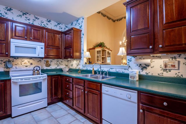 6140 Amber Brook Drive, Hixson, TN 37343