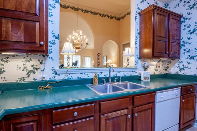 6140 Amber Brook Drive, Hixson, TN 37343