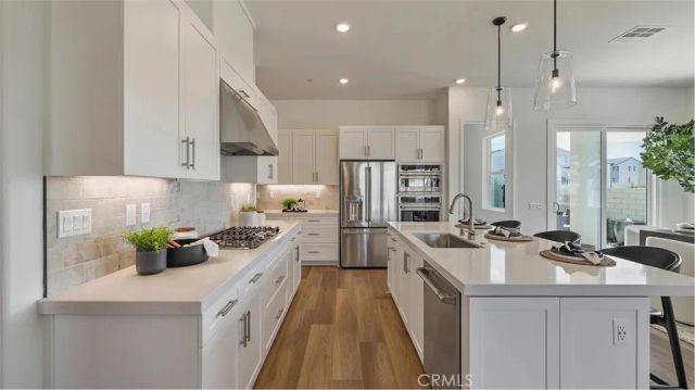 27320 Shore Pine Place, Valencia, CA 91381