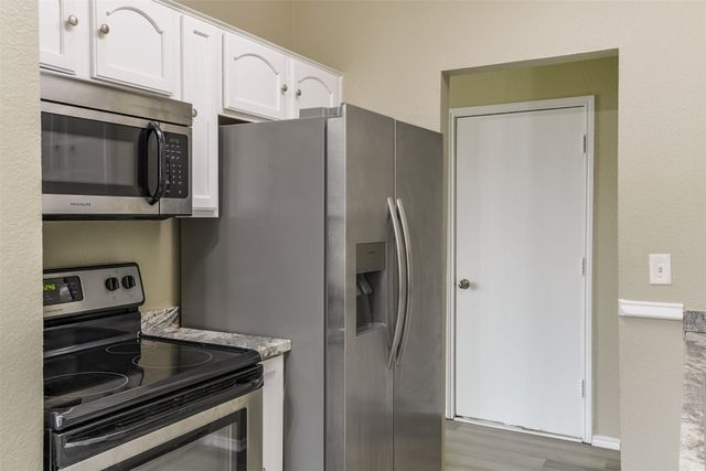 1117 Mckavett Drive, Fort Worth, TX 76140