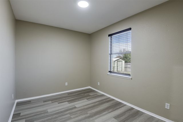 1117 Mckavett Drive, Fort Worth, TX 76140