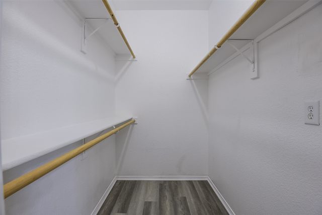 1117 Mckavett Drive, Fort Worth, TX 76140