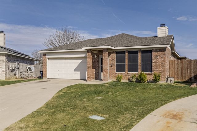 1117 Mckavett Drive, Fort Worth, TX 76140