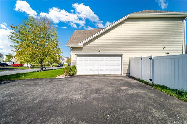2723 Colonial Drive, New Windsor, NY 12553