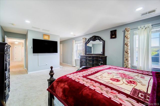 2723 Colonial Drive, New Windsor, NY 12553