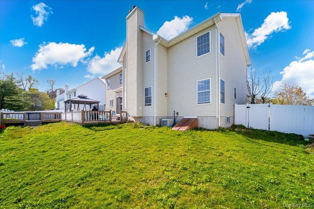 2723 Colonial Drive, New Windsor, NY 12553