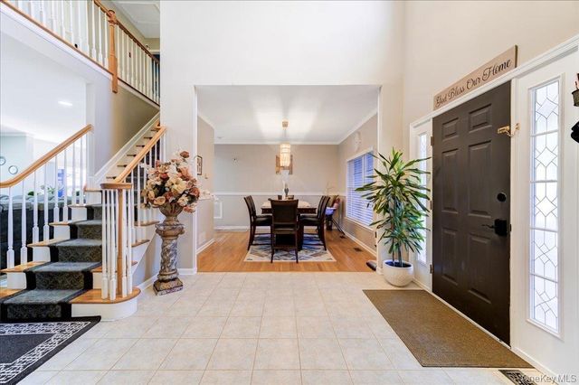 2723 Colonial Drive, New Windsor, NY 12553