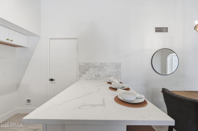 6813 W EVA Street, Peoria, AZ 85345