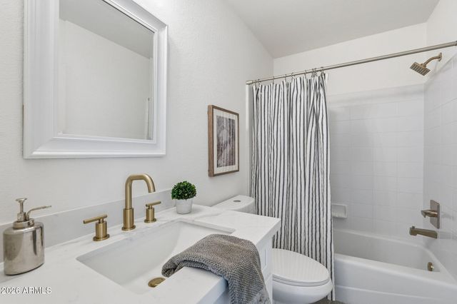 6813 W EVA Street, Peoria, AZ 85345