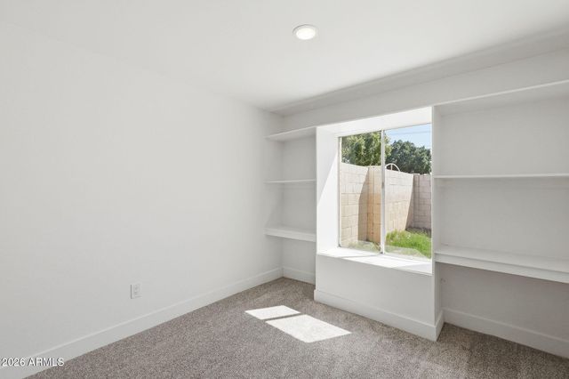 6813 W EVA Street, Peoria, AZ 85345