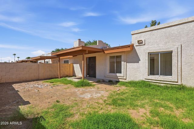 6813 W EVA Street, Peoria, AZ 85345