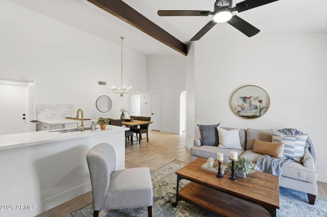 6813 W EVA Street, Peoria, AZ 85345