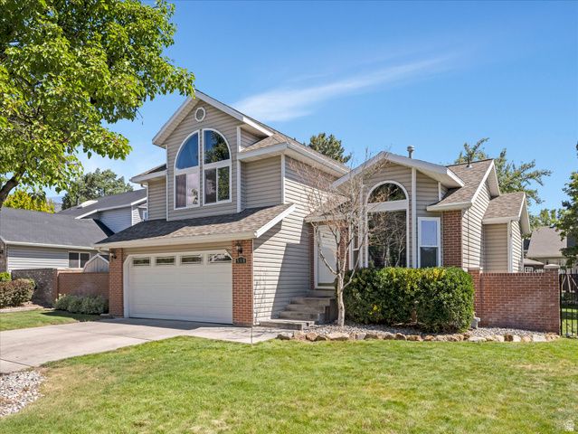 558 E CHERRY PLUM CT, Sandy, UT 84070