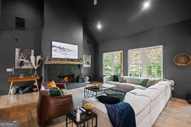 40 Fernbank Way, Newnan, GA 30265