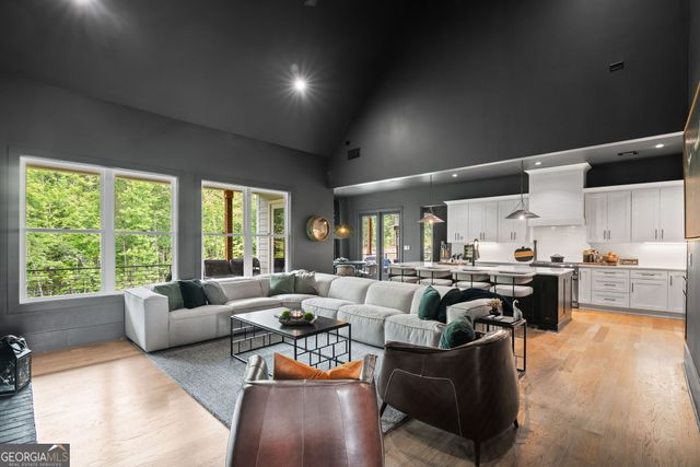 40 Fernbank Way, Newnan, GA 30265