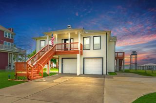 440 S Burnett Drive, Baytown, TX 77520