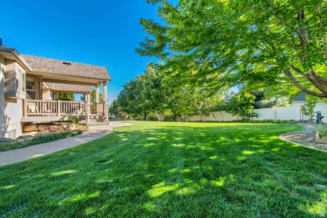 11493 N FLOWERING PLUM LN, Highland, UT 84003