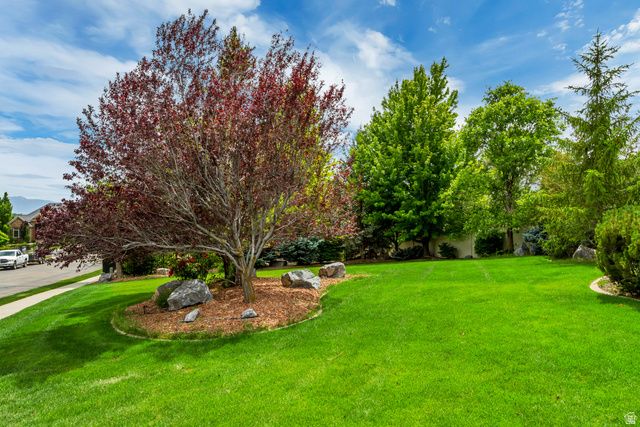 11493 N FLOWERING PLUM LN, Highland, UT 84003