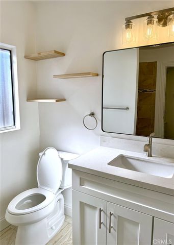 134 W 49th, Los Angeles, CA 90037