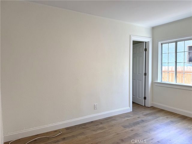 134 W 49th, Los Angeles, CA 90037