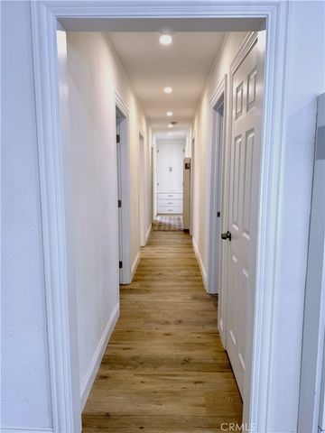 134 W 49th, Los Angeles, CA 90037