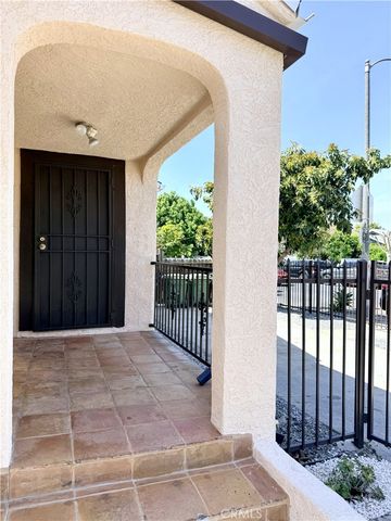 134 W 49th, Los Angeles, CA 90037