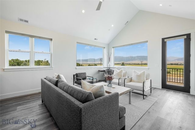 450 Loomis Way A, Ennis, MT 59729