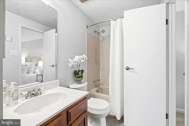 519 BEEBE CT, Frederick, MD 21703