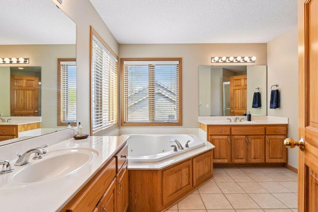 7559 Zanzibar Lane N, Maple Grove, MN 55311