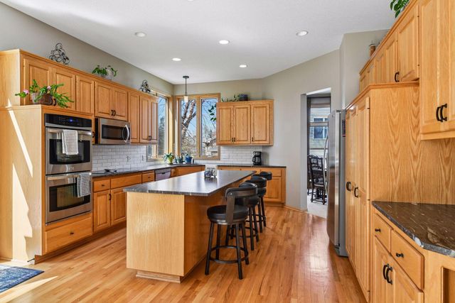 7559 Zanzibar Lane N, Maple Grove, MN 55311