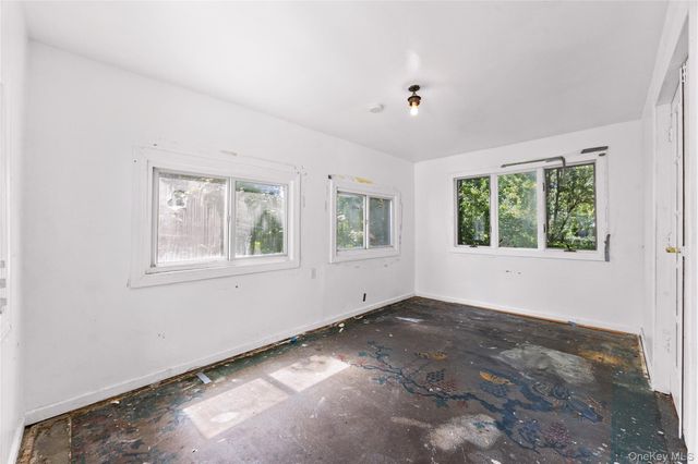 17 Midland Avenue, White Plains, NY 10606
