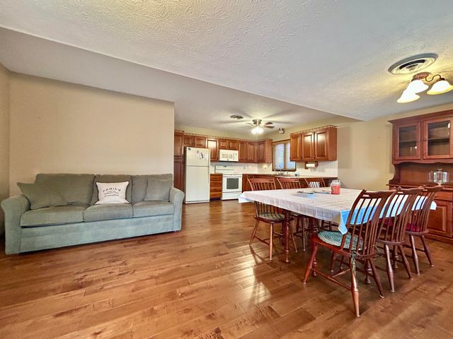 602 McGuire Street, Ferguson, KY 42533