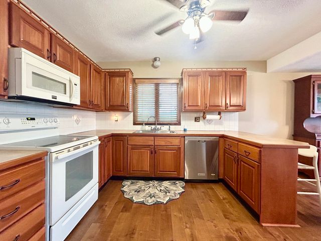 602 McGuire Street, Ferguson, KY 42533