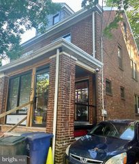 27 HOLLYWOOD AVE, Trenton, NJ 08609