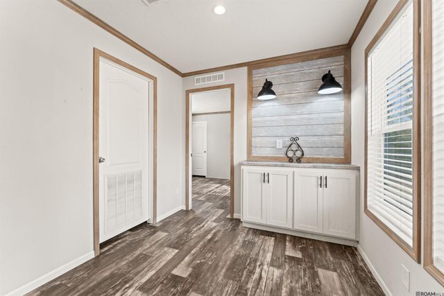 8472 Shaffett Ln, Ethel, LA 70730