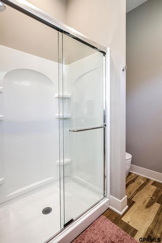 28420 Laurel Circle, Valley, NE 68064