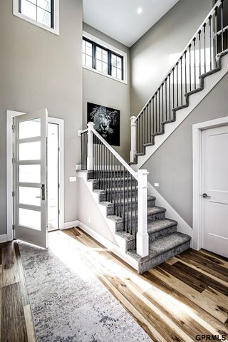 28420 Laurel Circle, Valley, NE 68064