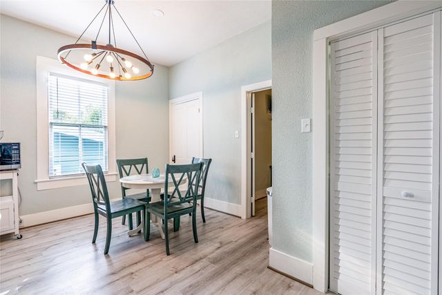 1208 Avenue K, Galveston, TX 77550