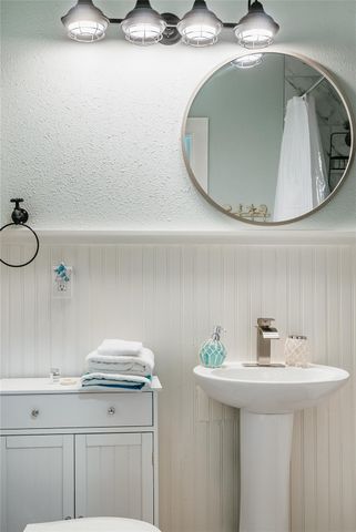 1208 Avenue K, Galveston, TX 77550