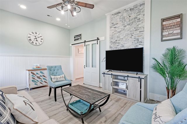 1208 Avenue K, Galveston, TX 77550