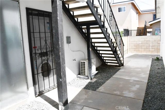 994 Valencia 102, Costa Mesa, CA 92626