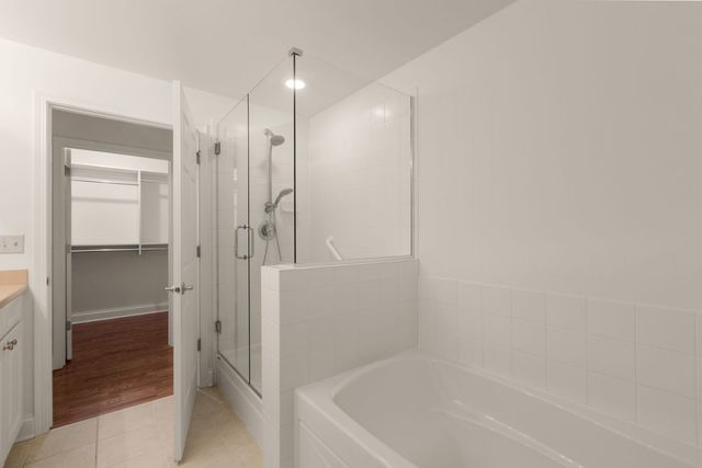 125 N Buffalo Grove Road 104, Buffalo Grove, IL 60089