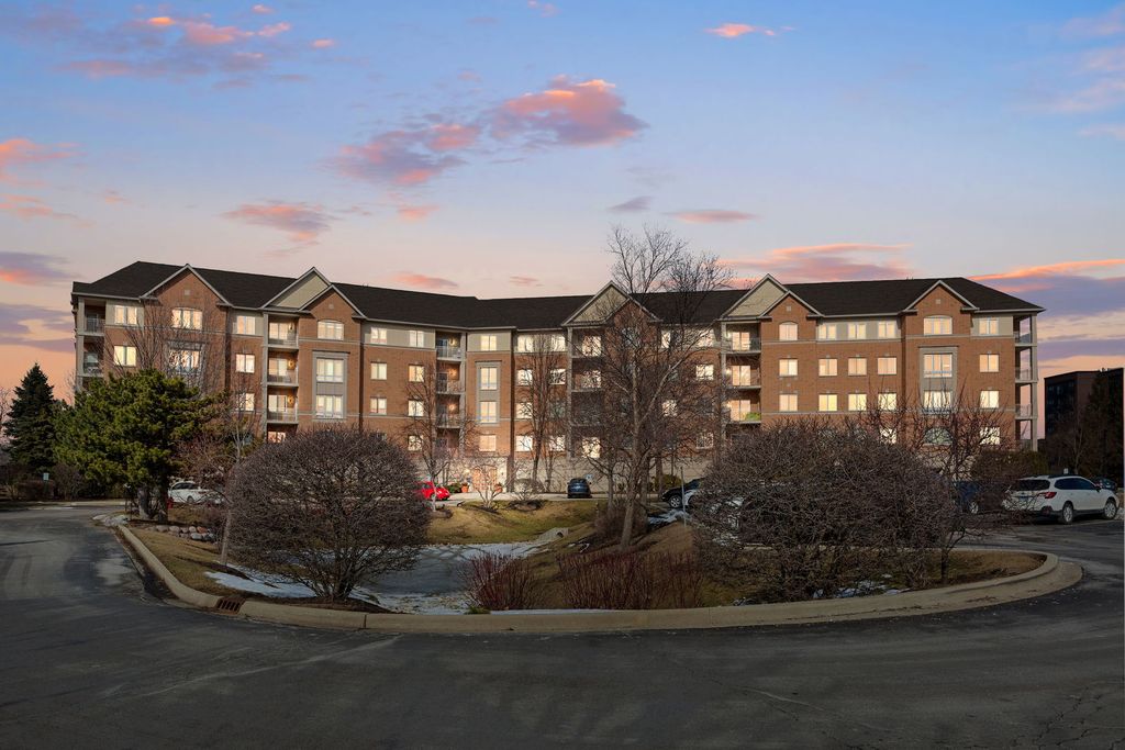 125 N Buffalo Grove Road 104, Buffalo Grove, IL 60089