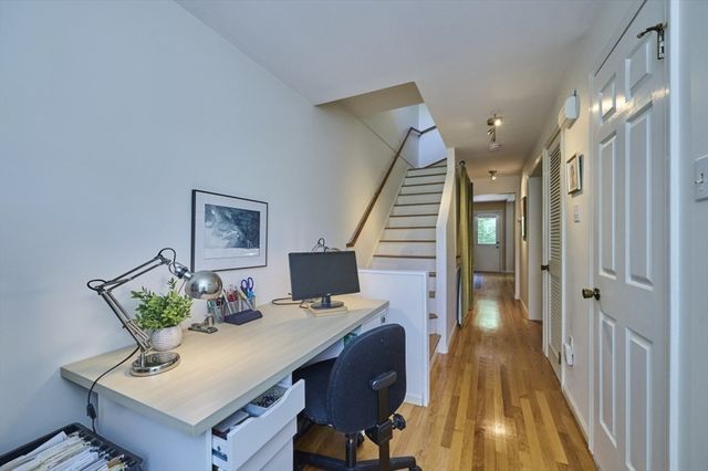 31 Angela Lane 31, Watertown, MA 02472