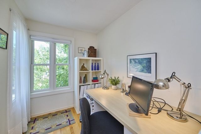 31 Angela Lane 31, Watertown, MA 02472