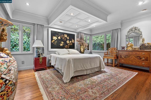 56 Camino Encinas, Orinda, CA 94563