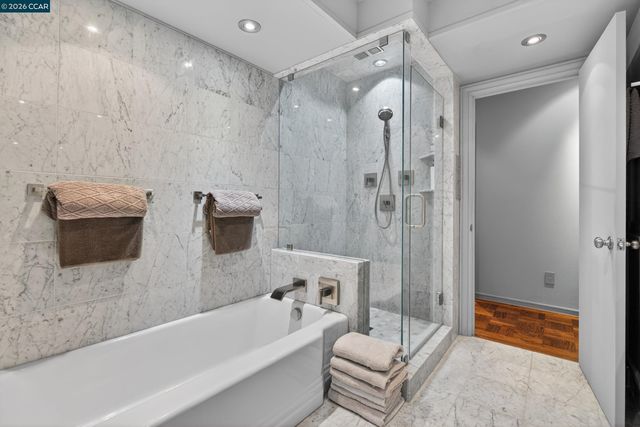 56 Camino Encinas, Orinda, CA 94563
