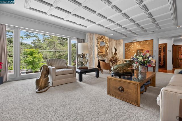 56 Camino Encinas, Orinda, CA 94563